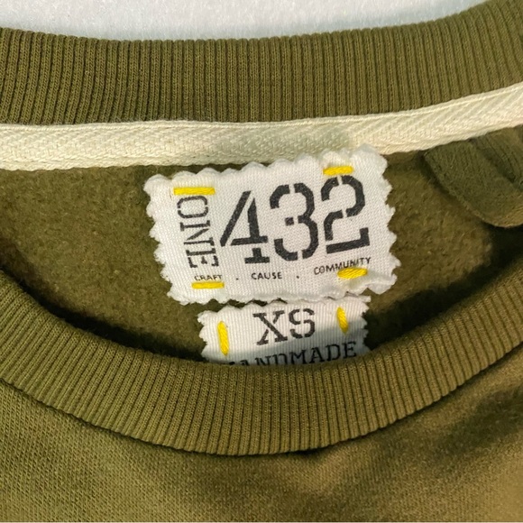 One 432 Skull Embroidered Geen Sweatshirt X - Picture 5 of 8